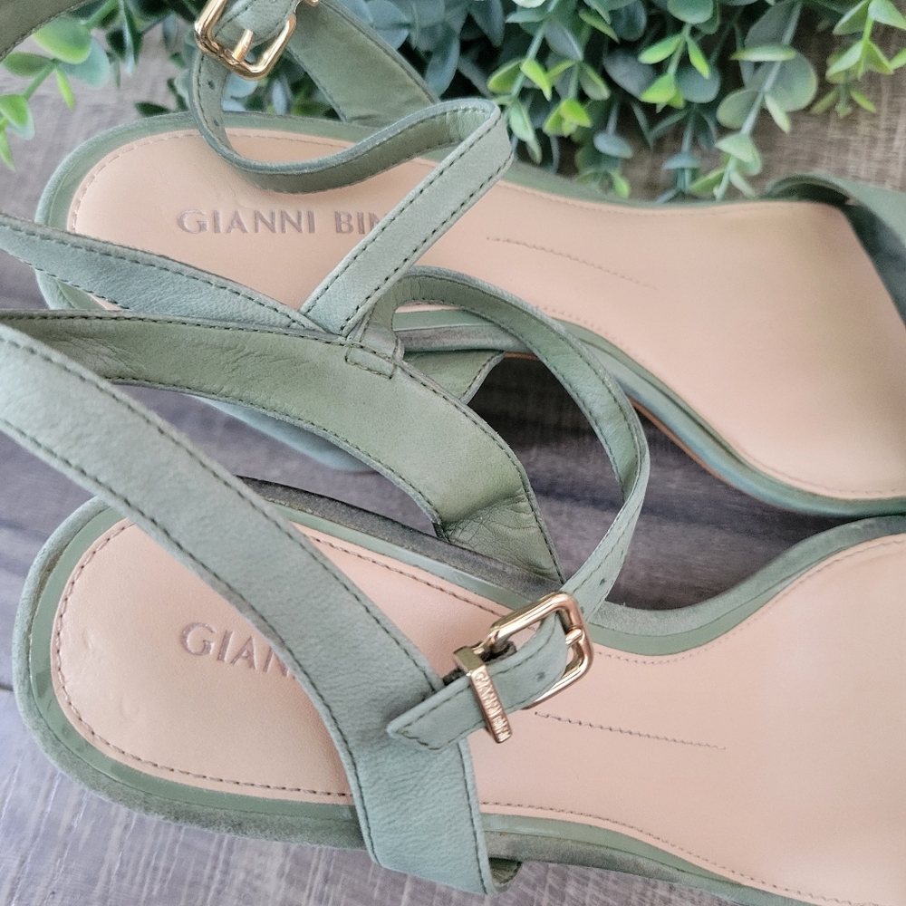 Gianni Bini McKaria Nubuck Leather Sage Green Block Heels Womens Size 9.5 - Picture 4 of 8